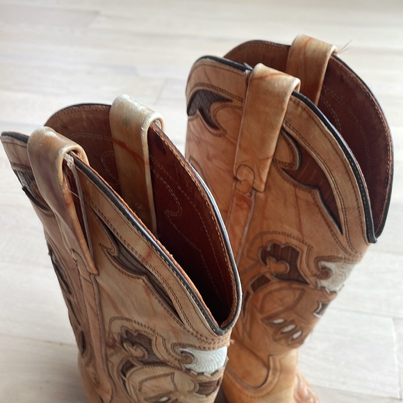 Miss Capezio - Picture 12 of 12